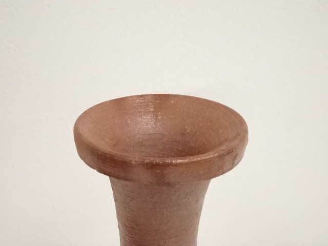 道具 ] - 道具 備前焼 柴岡信義造 緋襷鶴首花入（共箱） | ネット